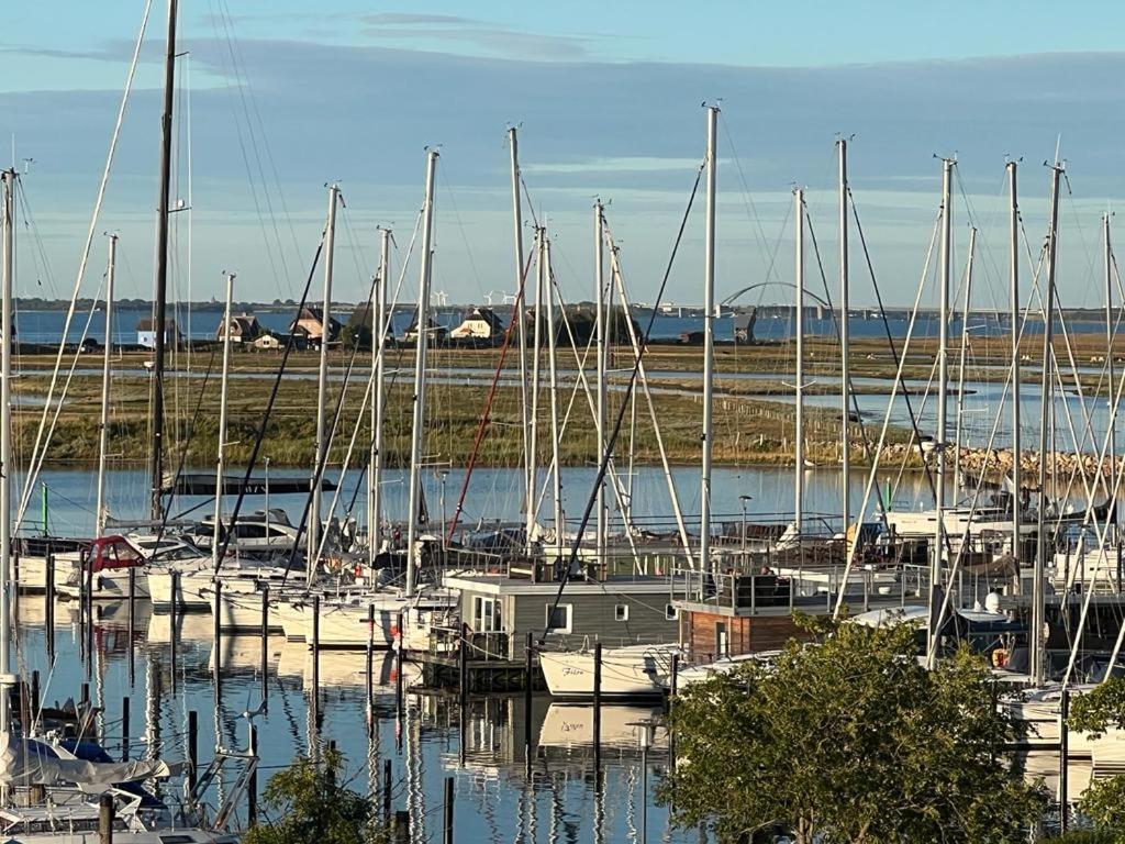 Hausboot Inkl Motorboot, Ostsee Heiligenhafen Εξωτερικό φωτογραφία